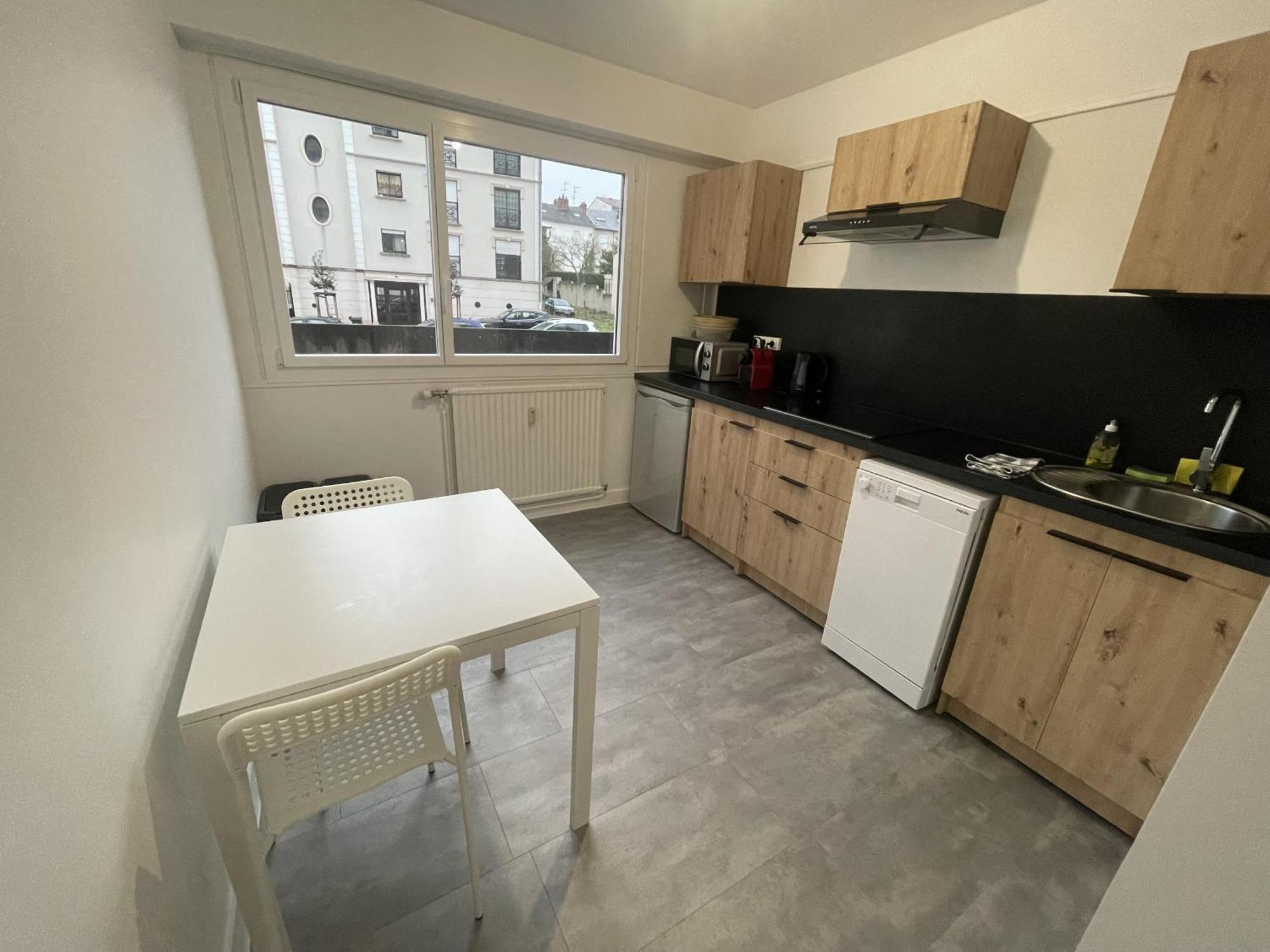 Logement Neuf A Proximite Du Centre Ville Avec Parking Limoges Exterior photo